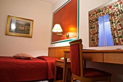 Comfort Single Room — Hotel La Luna